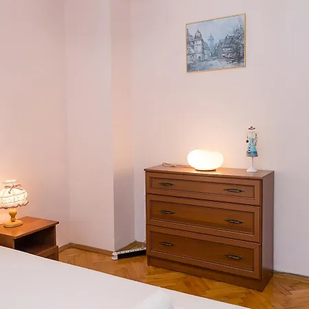 Sunny 2-bedroom Flat Near Sea Garden I Chayka, By Flat Mаnаger *