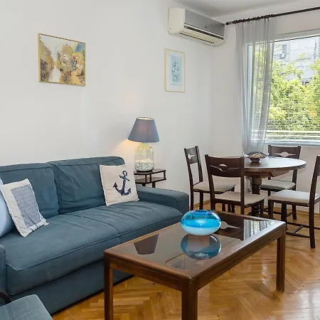 Sunny 2-bedroom Flat Near Sea Garden I Chayka, By Flat Mаnаger Apartament Varna