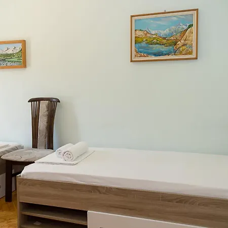 Sunny 2-bedroom Flat Near Sea Garden I Chayka, By Flat Mаnаger Apartament