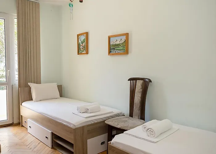 Sunny 2-bedroom Flat Near Sea Garden I Chayka, By Flat Mаnаger * Varna