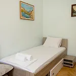 Sunny 2-bedroom Flat Near Sea Garden I Chayka, By Flat Mаnаger וארנה