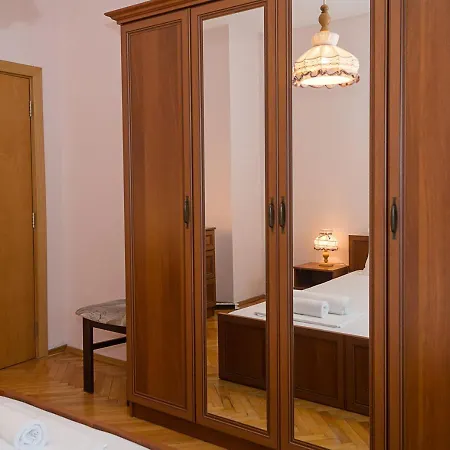 Sunny 2-bedroom Flat Near Sea Garden I Chayka, By Flat Mаnаger Varna