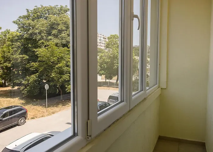 Sunny 2-bedroom Flat Near Sea Garden I Chayka, By Flat Mаnаger Apartment