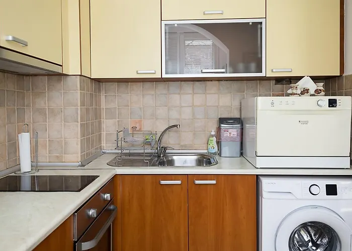 Sunny 2-bedroom Flat Near Sea Garden I Chayka, By Flat Mаnаger Apartment