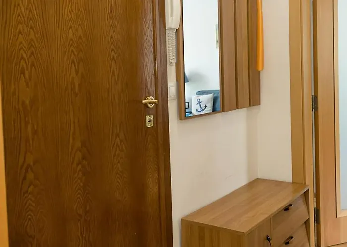 Sunny 2-bedroom Flat Near Sea Garden I Chayka, By Flat Mаnаger * Varna